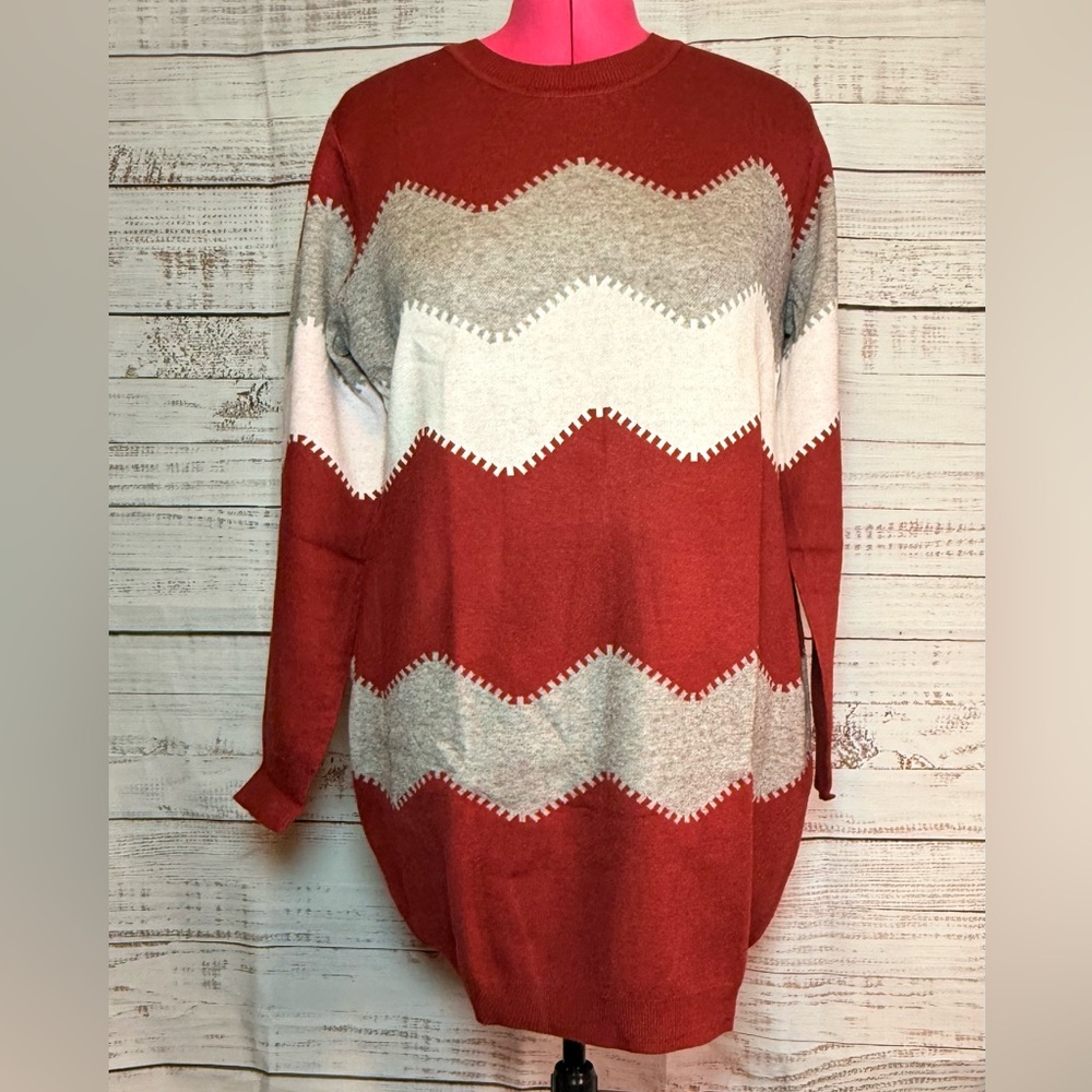 Red and Gray Chevron Women's Sweater Tunic (0339)